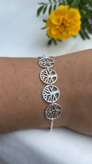 Pulseira banhada a prata com 4 simbolos de arvore da vida