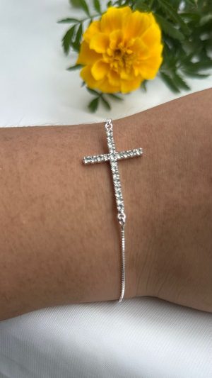 Pulseira feminina corrente minimalista com cruz cravejado de pedras brilhantes