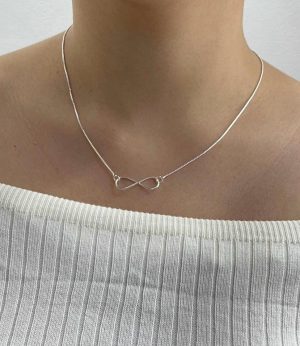 colar chocker com pingente infinito